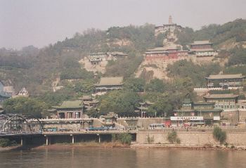 The first iron bridge in China.